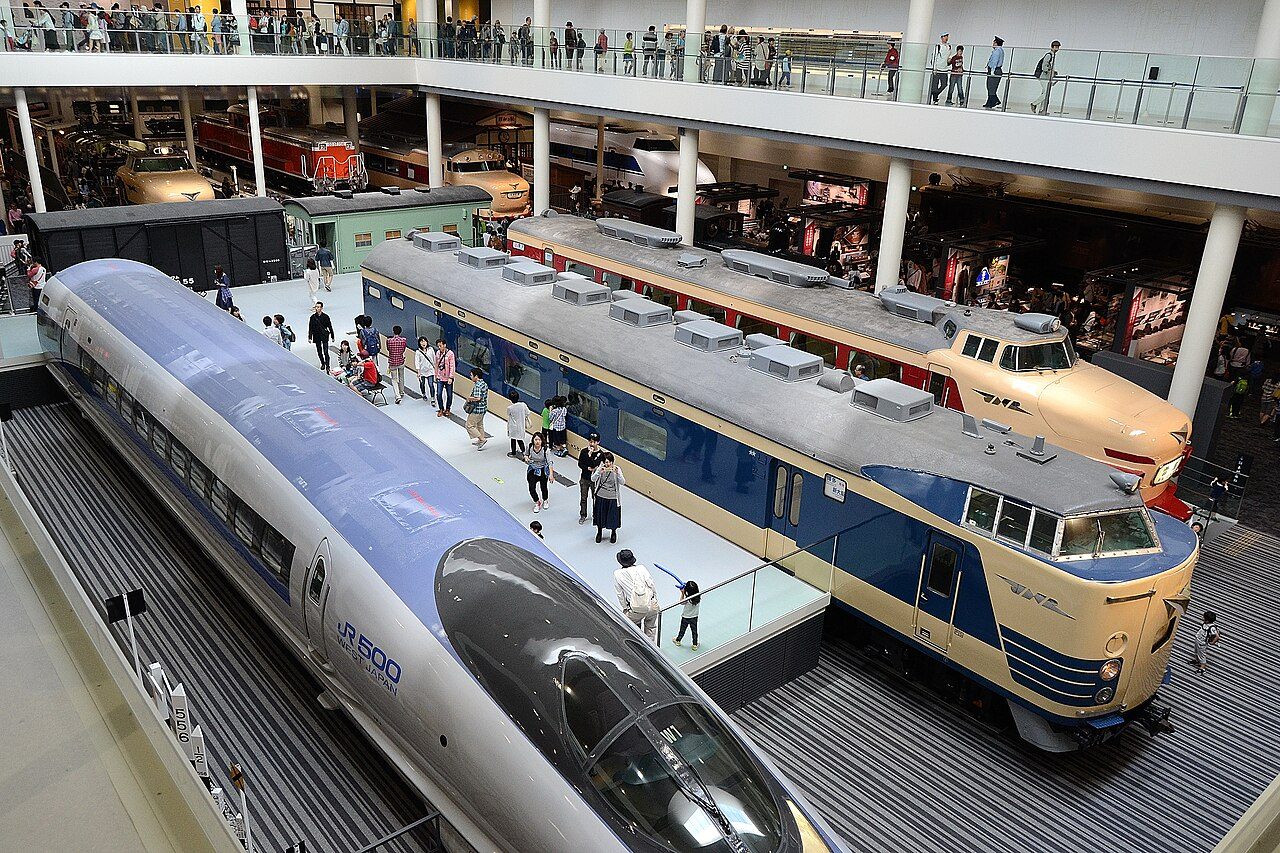 京都鉄道博物館 本館1階の展示